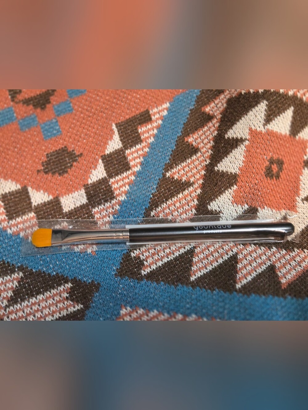Younique Cream Eye Shadow Bruah